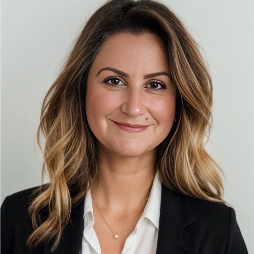 Meet your Posher, Elena